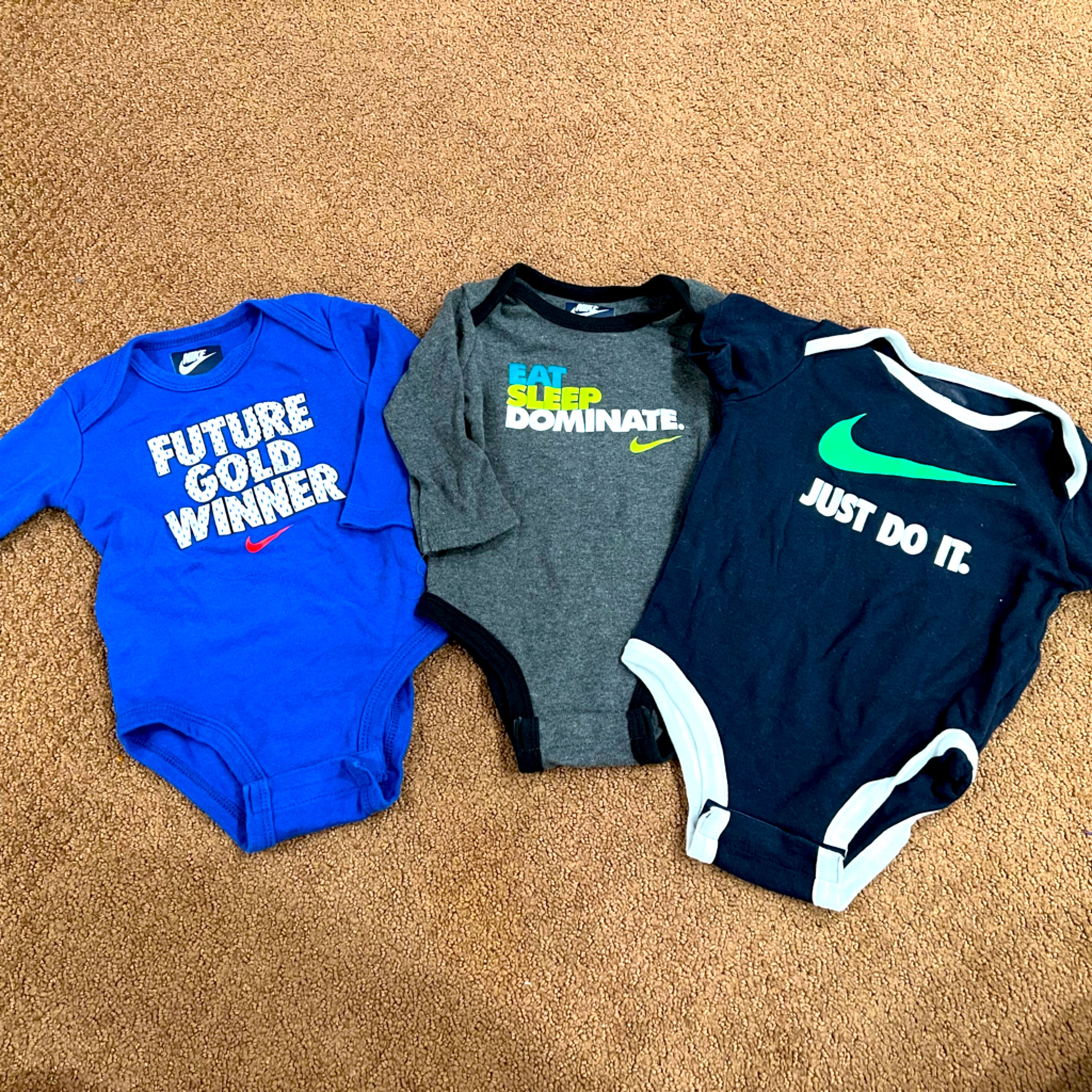 Nike Boys 6-9 Months Onesie Bundle Of 3 Athletic